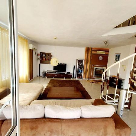 Comfort Flat Бургас Екстериор снимка