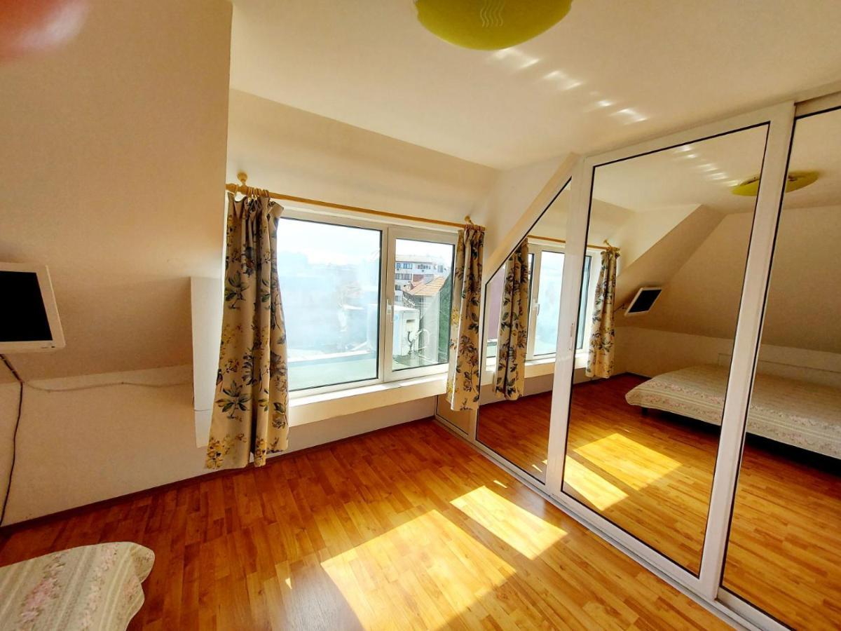 Comfort Flat Бургас Екстериор снимка